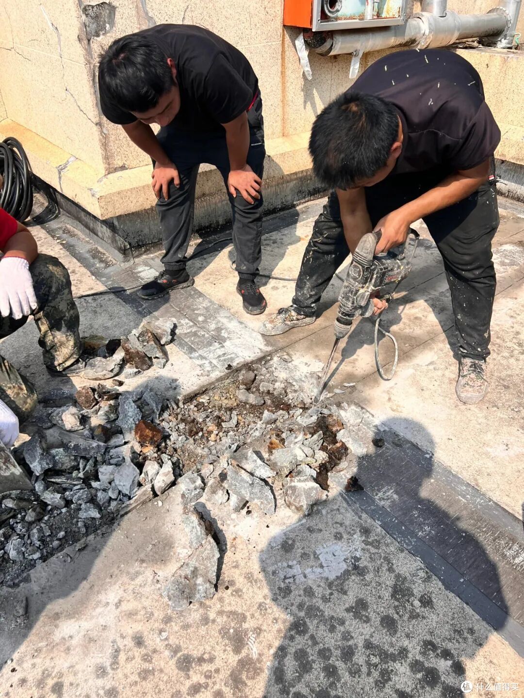 有一种尴尬叫买了“顶楼露台房”,想象很美好,住起来却一言难尽