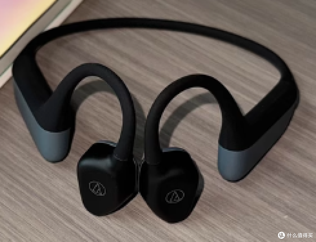 耳机低频 “双 buff” 对决:算法 + 物理,谁低音更 “上头”?