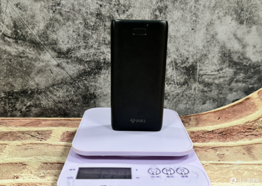充电宝什么品牌最好？评选10款质量最好充电宝品牌，质量好排行榜