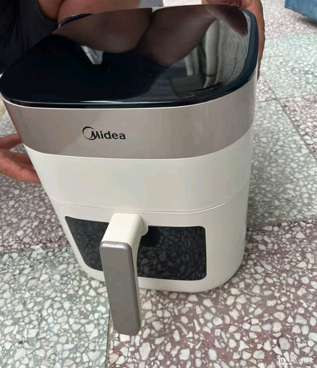 我的厨房新宠:美的炎烤空气炸锅,解锁居家美味