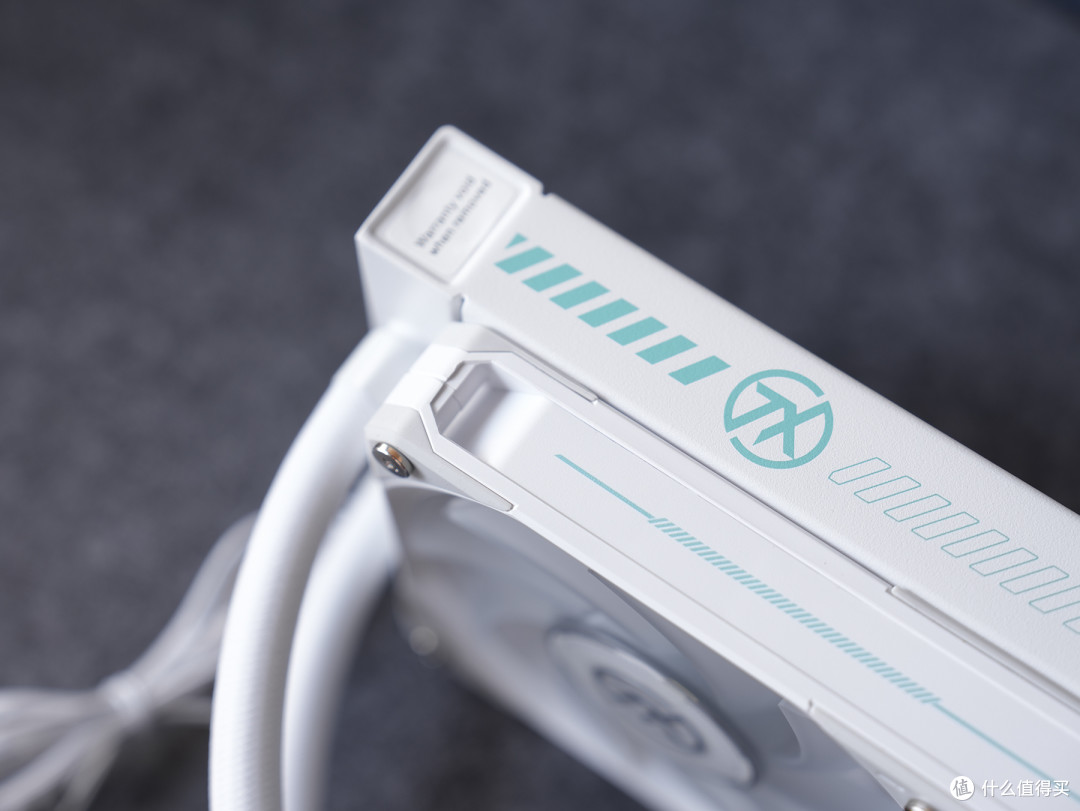 显示屏自带降温Buff,华硕天选3代360一体式水冷装机体验