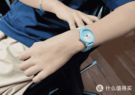自己装的人体工程学电脑椅，坐着就是舒服