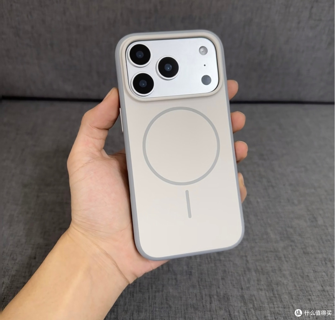 iPhone 17设计退步,色彩难掩材质廉价