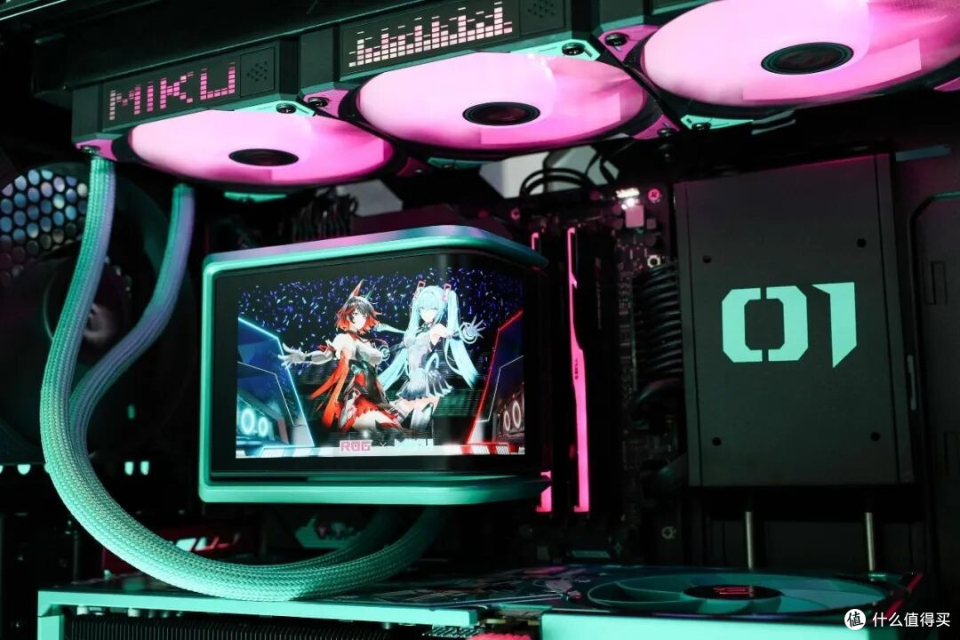 全线驾临 ROG×初音未来联名装备,终于登场