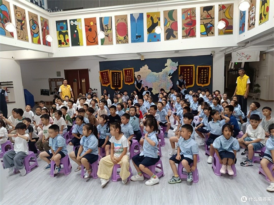 广东惠州:珑湖湾幼儿园“小小牙医”护口腔公益讲座