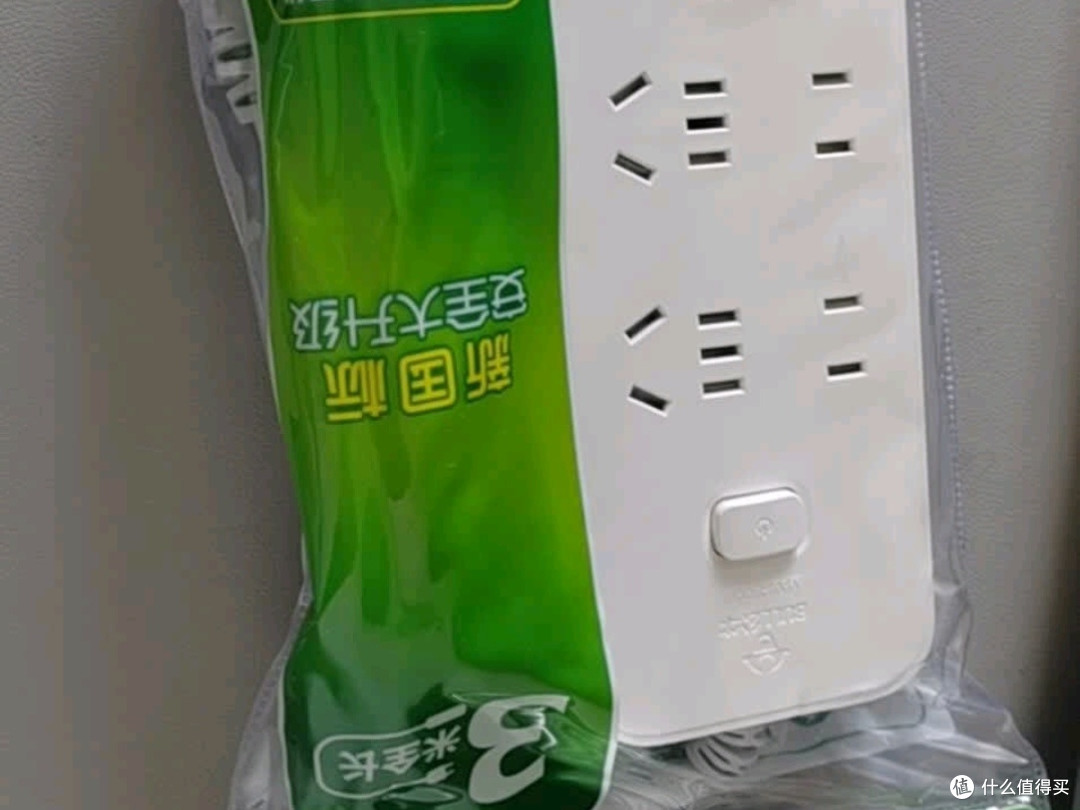 公牛GN-B3440 3米插线板:家庭与办公场景的安全用电中枢