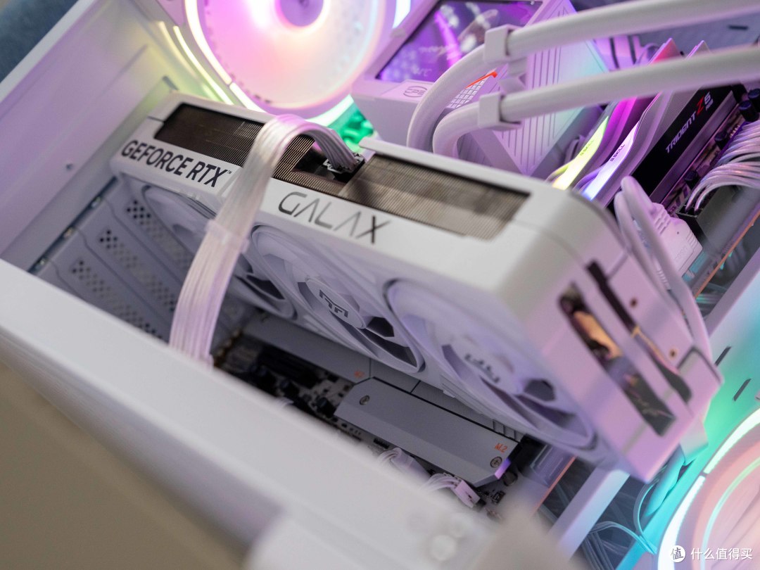 打造纯白性能堡垒!Ultra7 265K +B860M迫击炮,白色主题装机分享