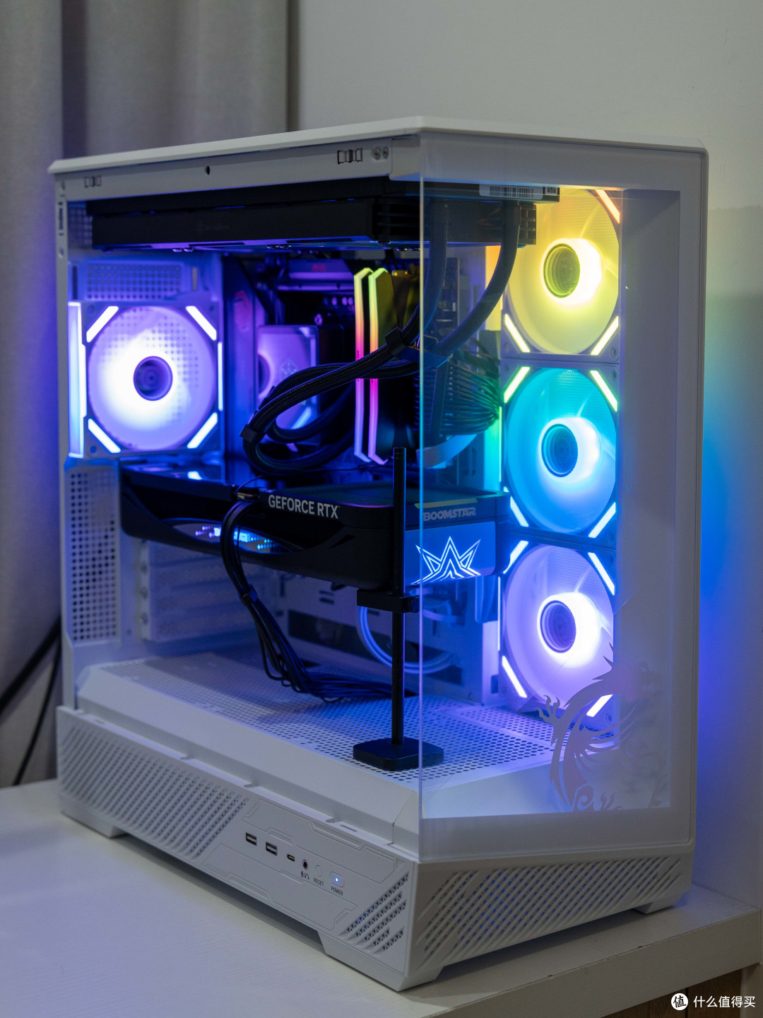 打造纯白性能堡垒!Ultra7 265K +B860M迫击炮,白色主题装机分享