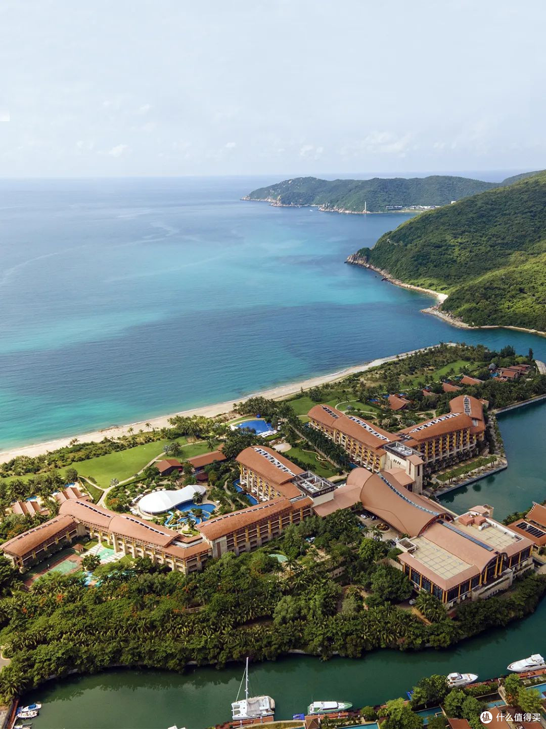 文旅消费月游亚龙湾：椰风碧海的惬意与省钱攻略