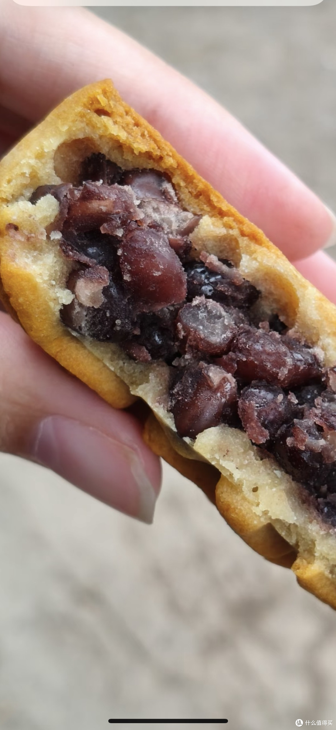 红豆月饼：一口咬下的甜蜜乡愁