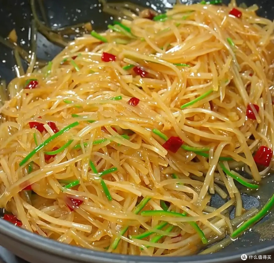 秋天美食：酸辣土豆丝