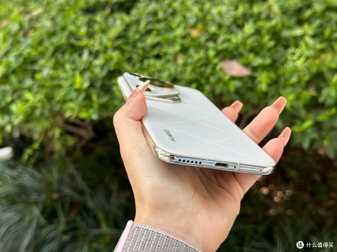 华为彻底“乱套”,1英寸+512GB+麒麟9010,从万元机到跌破5000元