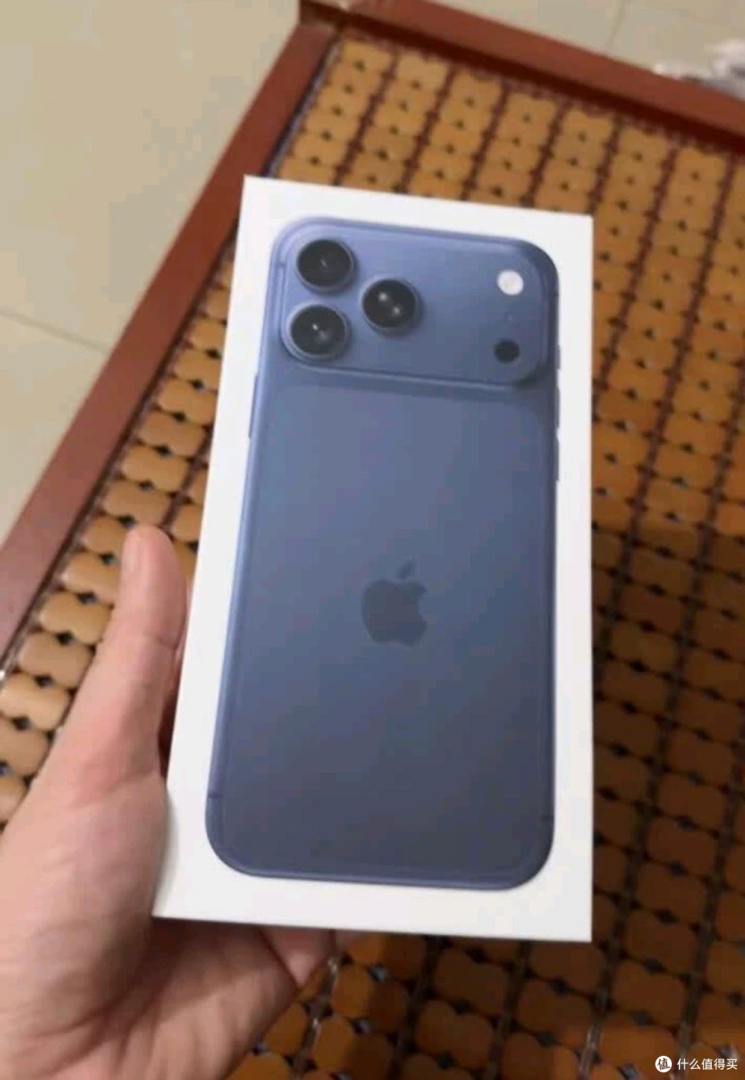 创新之困:iPhone 17系列的光荣与荆棘