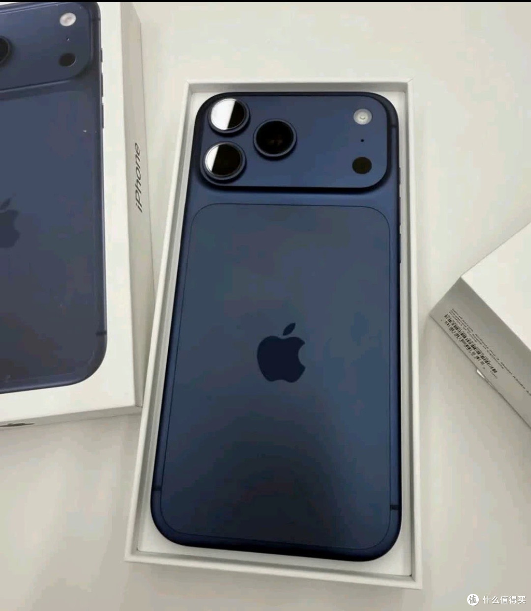 创新之困:iPhone 17系列的光荣与荆棘