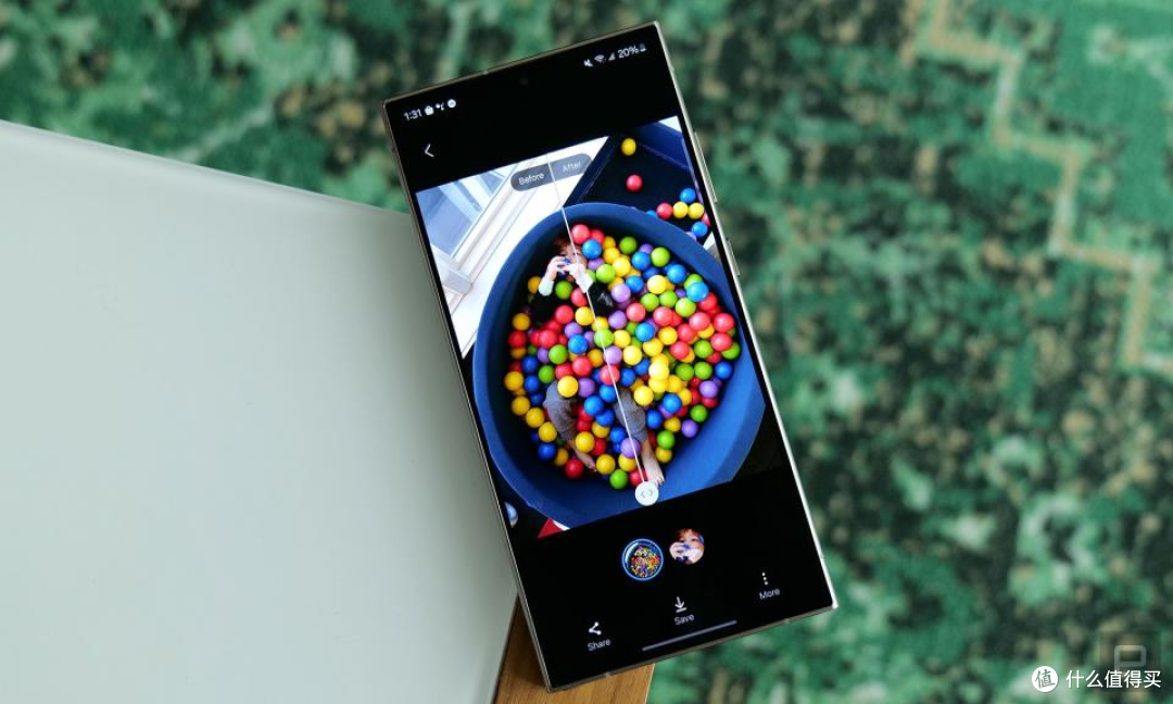 不买国产机，iPhone 17 Pro Max和三星Galaxy S25 Ultra怎么选？