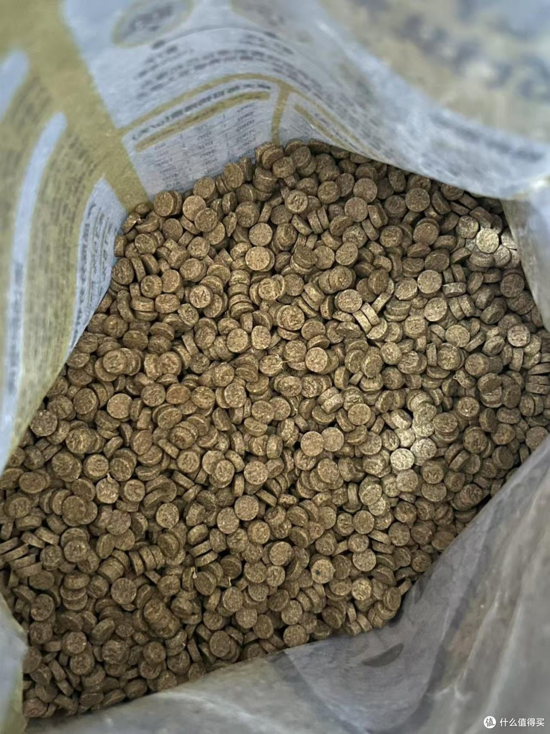 博美挑食不吃饭选哪种狗粮好？挑食克星帮你解决