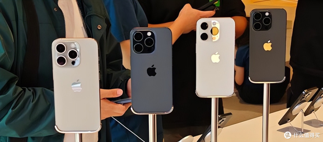 iPhone17 vs iPhone15:差价1100元,这5个升级点值不值得买单?
