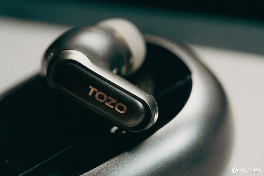 499元降噪卷王?新品TOZO NC20实测:AI+Hi-Res音质,通勤党狂喜