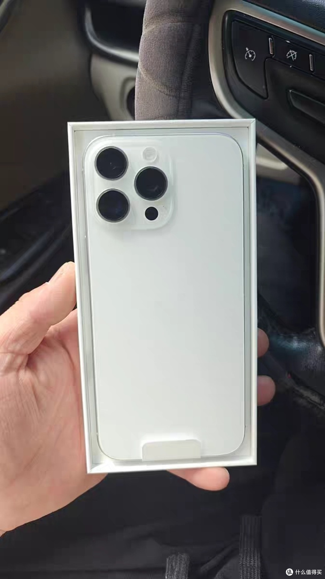 苹果新旗舰：iPhone 16 Pro Max