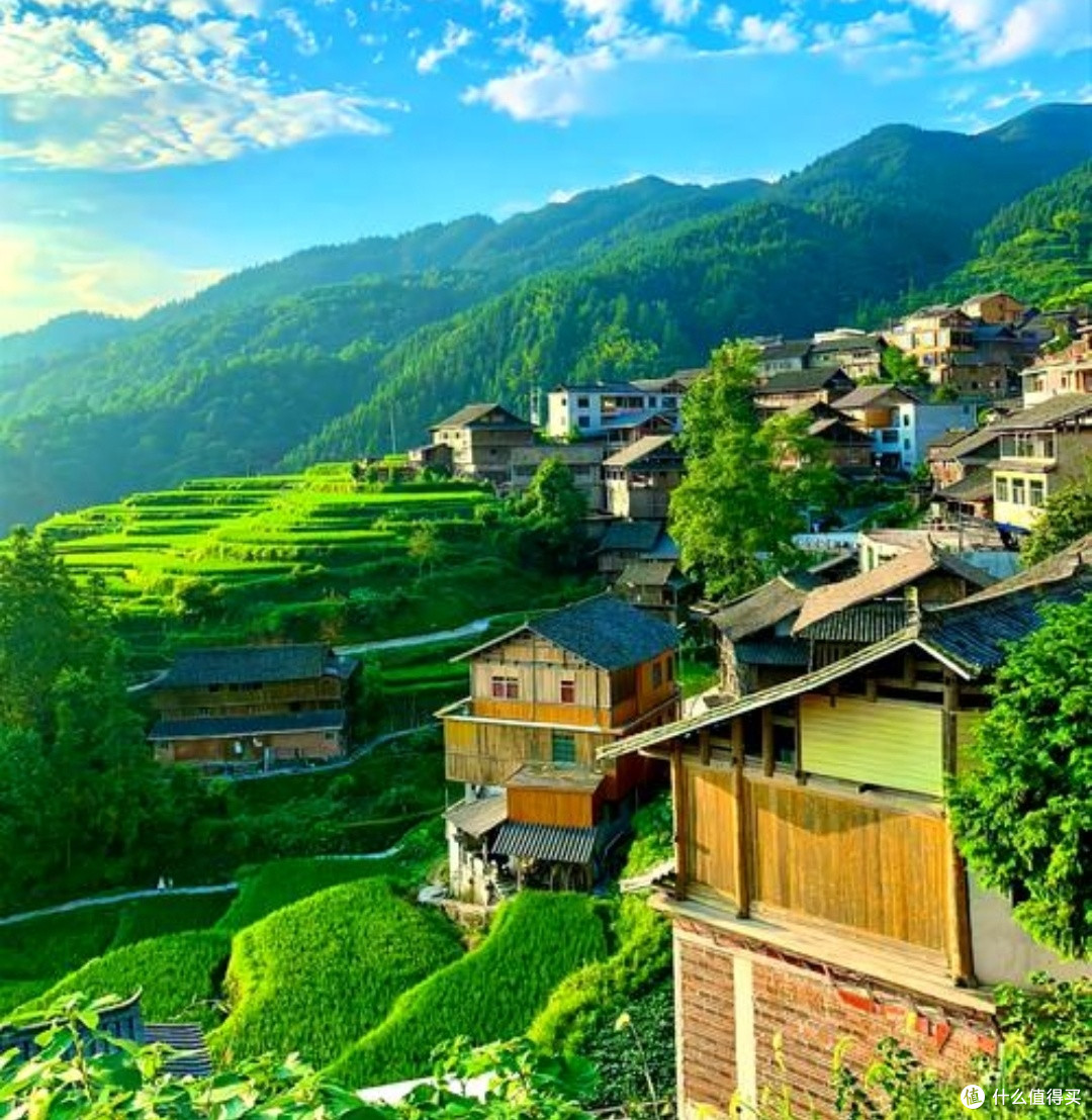 百色秘境奇遇记:喀斯特山水、天坑探险与绣球传情的心动旅程