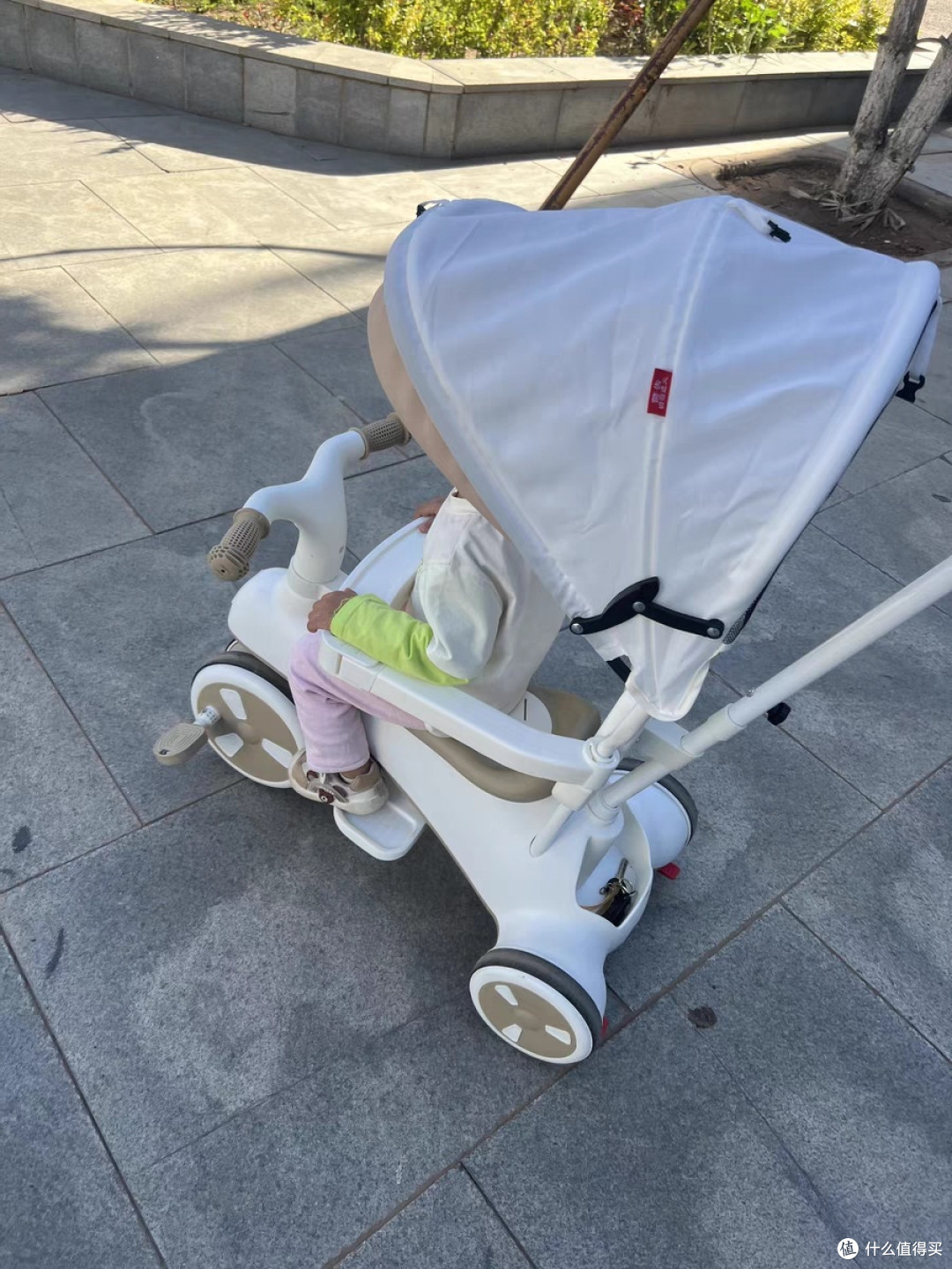 幼儿脚踏车遛娃车