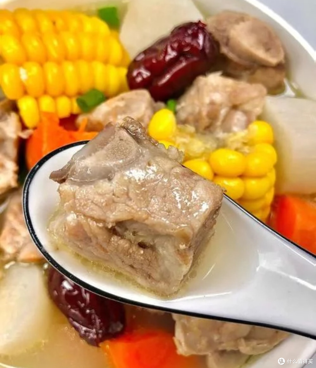 秋日美食充电站:两碗热汤,暖透微凉时光