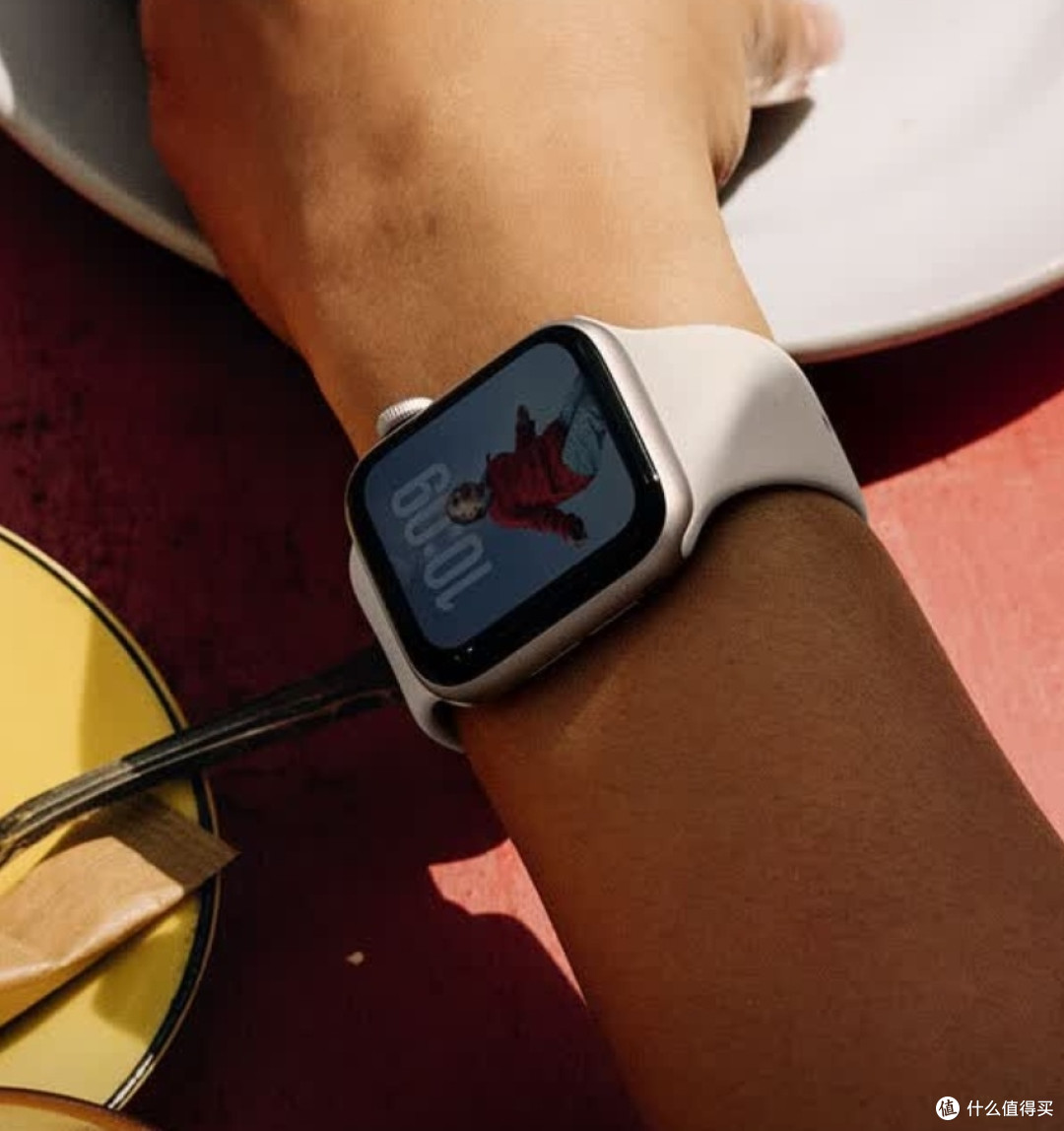 日常用着很顺手:Apple Watch SE 3,简单实用的智能小帮手
