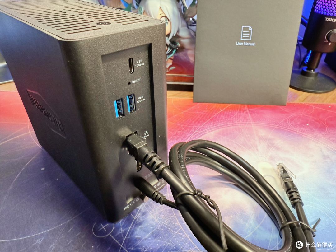 极速静音!超小巧的家庭全闪私有云—铁威马F4 SSD测评!