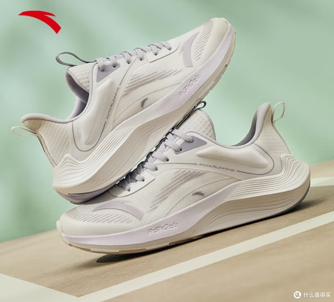 我的双十一必囤清单:安踏毒刺跑鞋,承包我一整年的运动自由