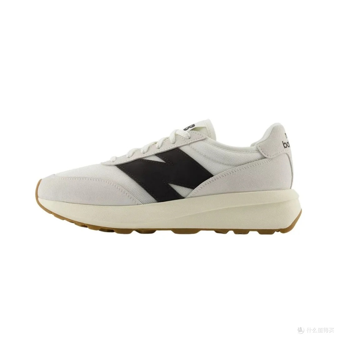 New Balance U370CA：复古与增高结合