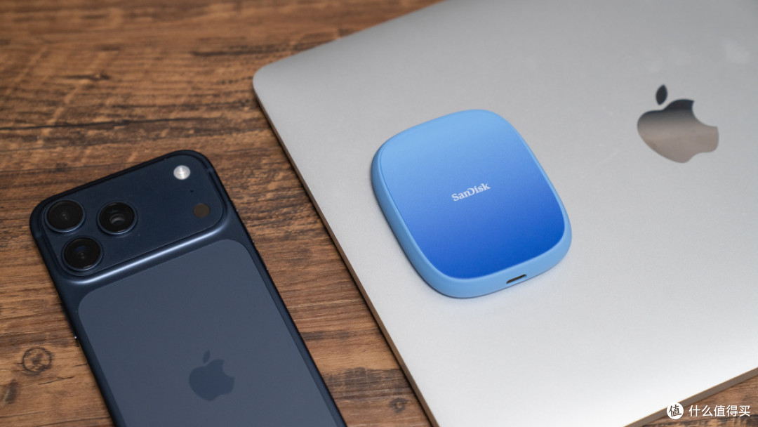 iPhone扩容的超值方案来了!闪迪创作者磁吸移动固态硬盘真香体验