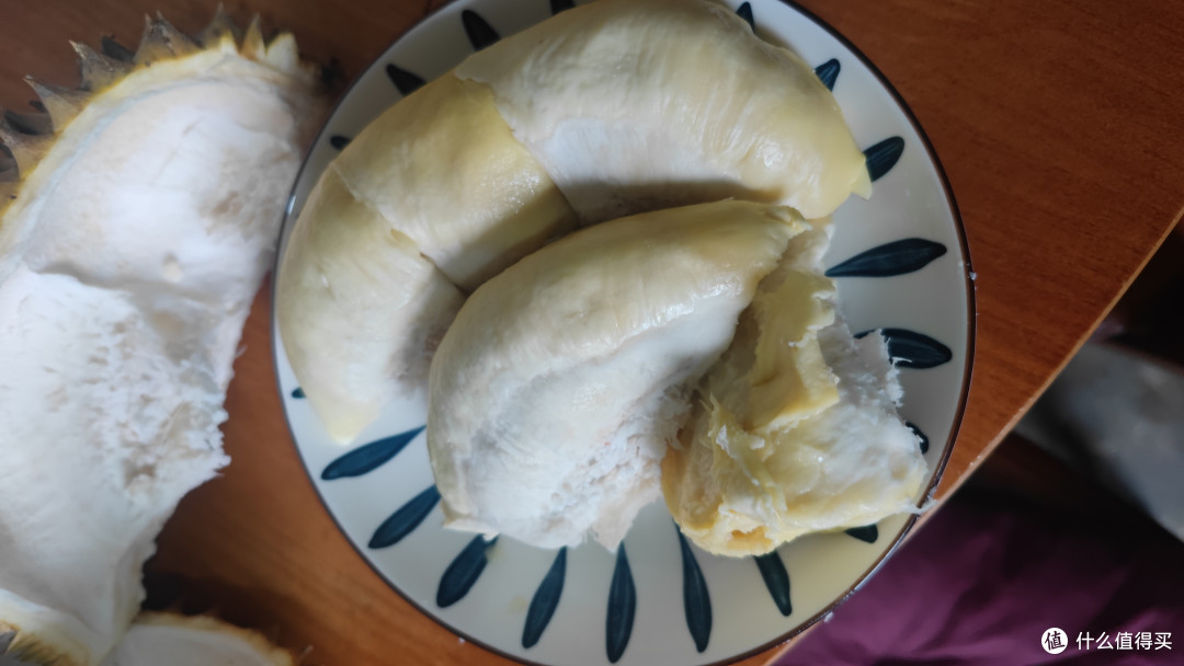 金黄果肉饱满，口感绵密甜适中