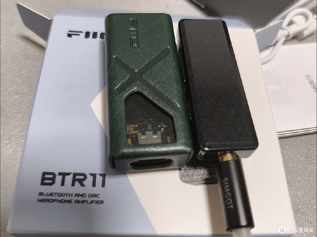 入手飞傲BTR11后,我的HiFi耳机终于“活”了