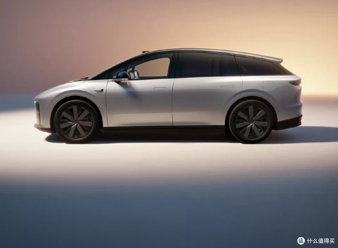 理想i6正式发布：23.98万的中大型纯电SUV，对标小米、特斯拉