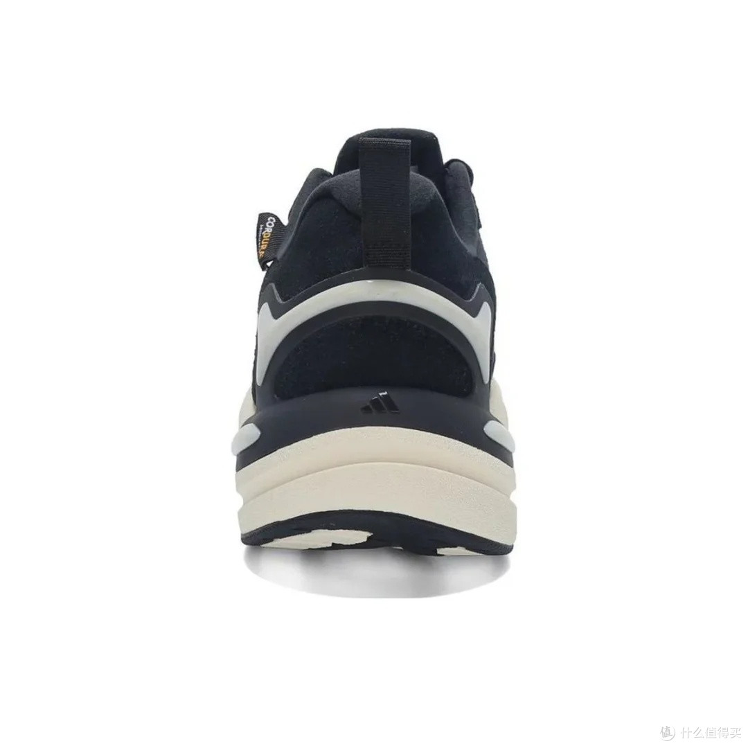 adidas CLIMAWARM冬季运动鞋性能解析