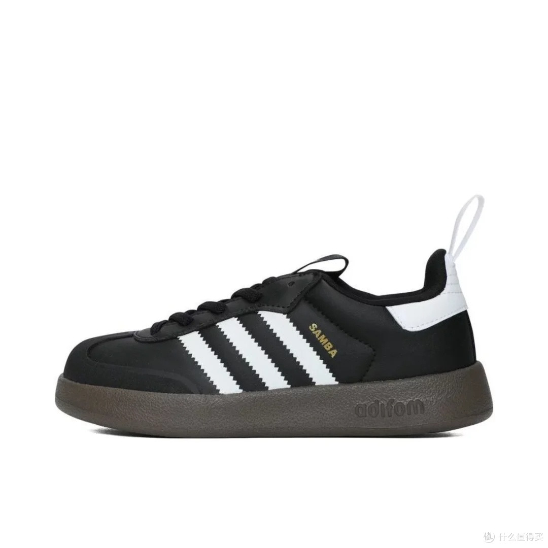 adidas T头鞋:舒适与时尚兼备