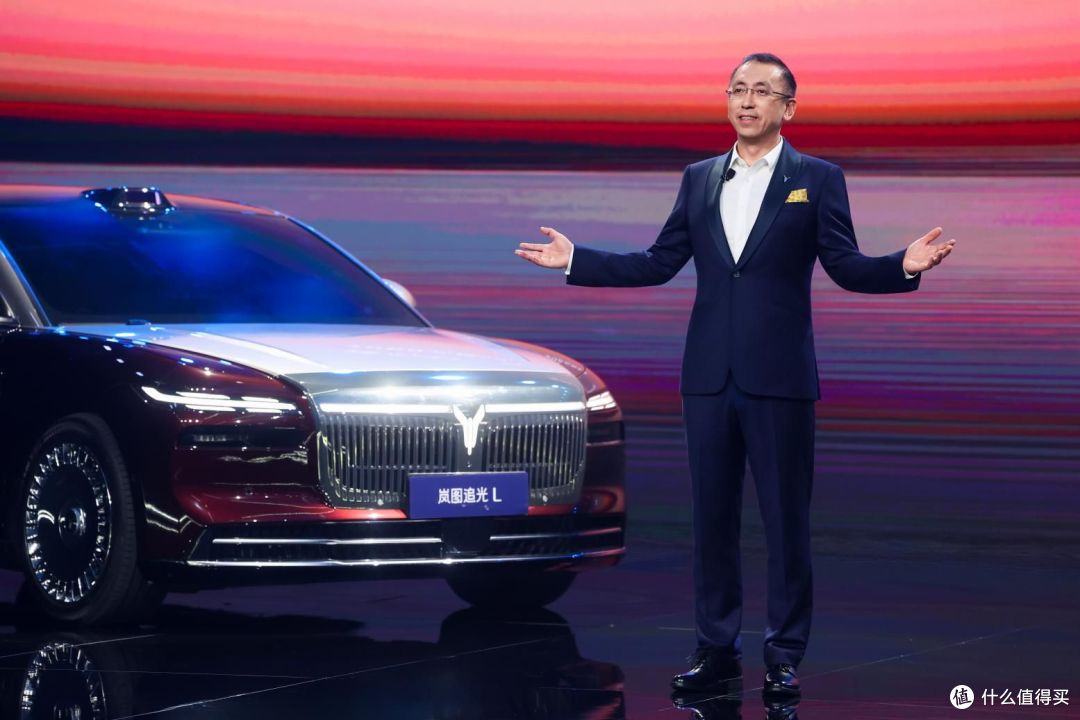 岚图汽车“时代风尚之夜”万象新生,岚图追光L正式开启预订