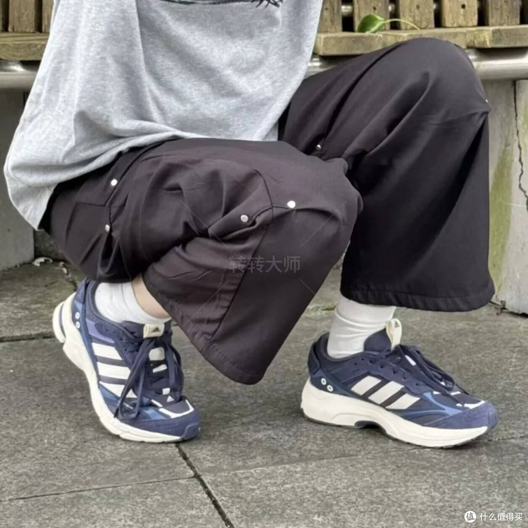 adidas RETROPY F2 儿童魔术贴运动鞋