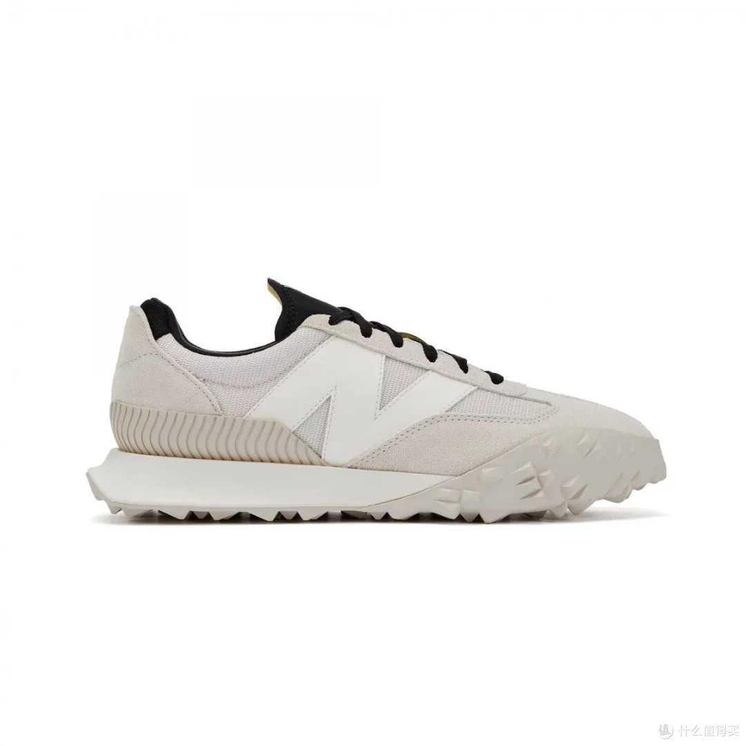 New Balance XC72:复古与未来设计