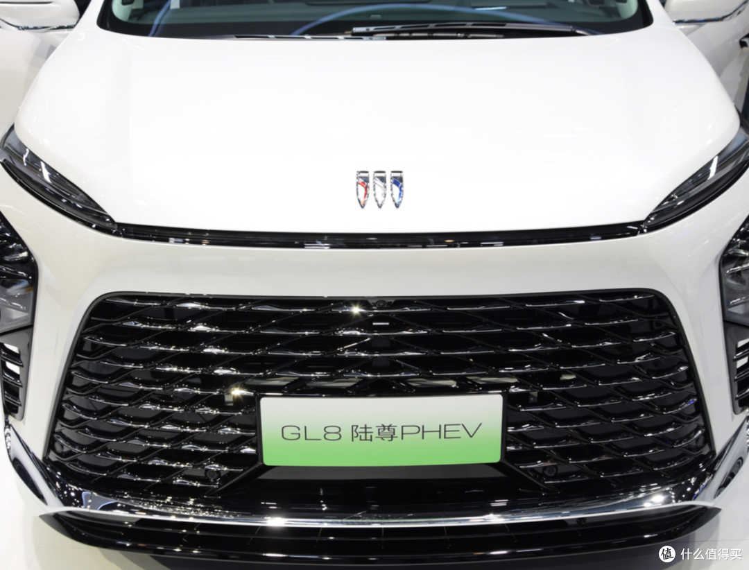 别克GL8陆尊插电混动:豪华MPV市场的新标杆