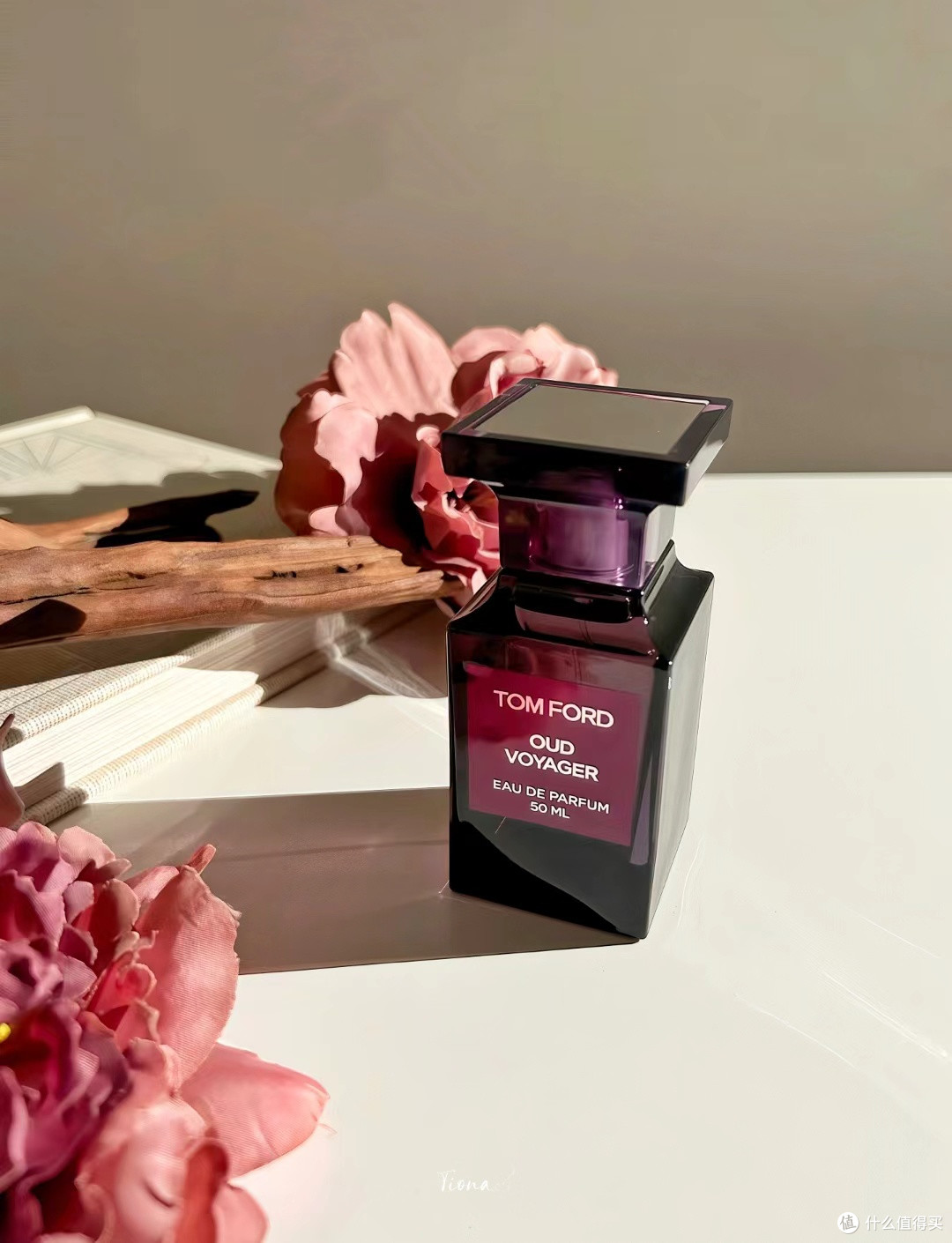 “桂”气逼人的乌木?——Tom Ford 绯境乌木
