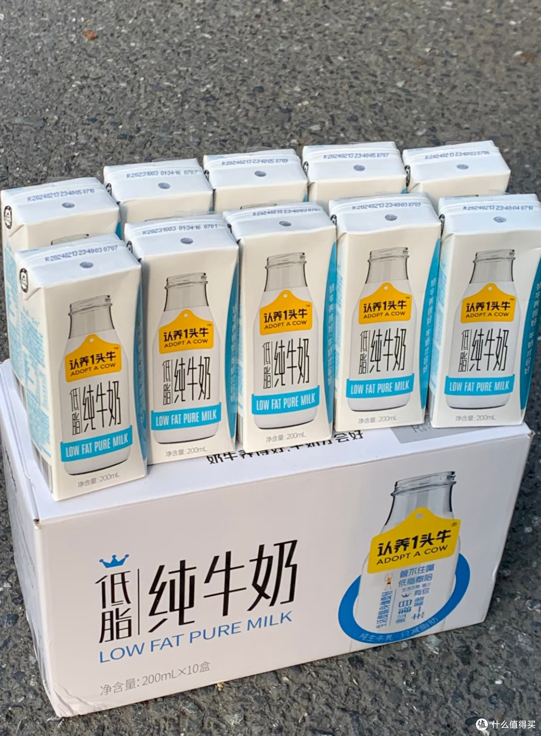 一杯低脂奶里的阳光与匠心,你的健身好搭子!
