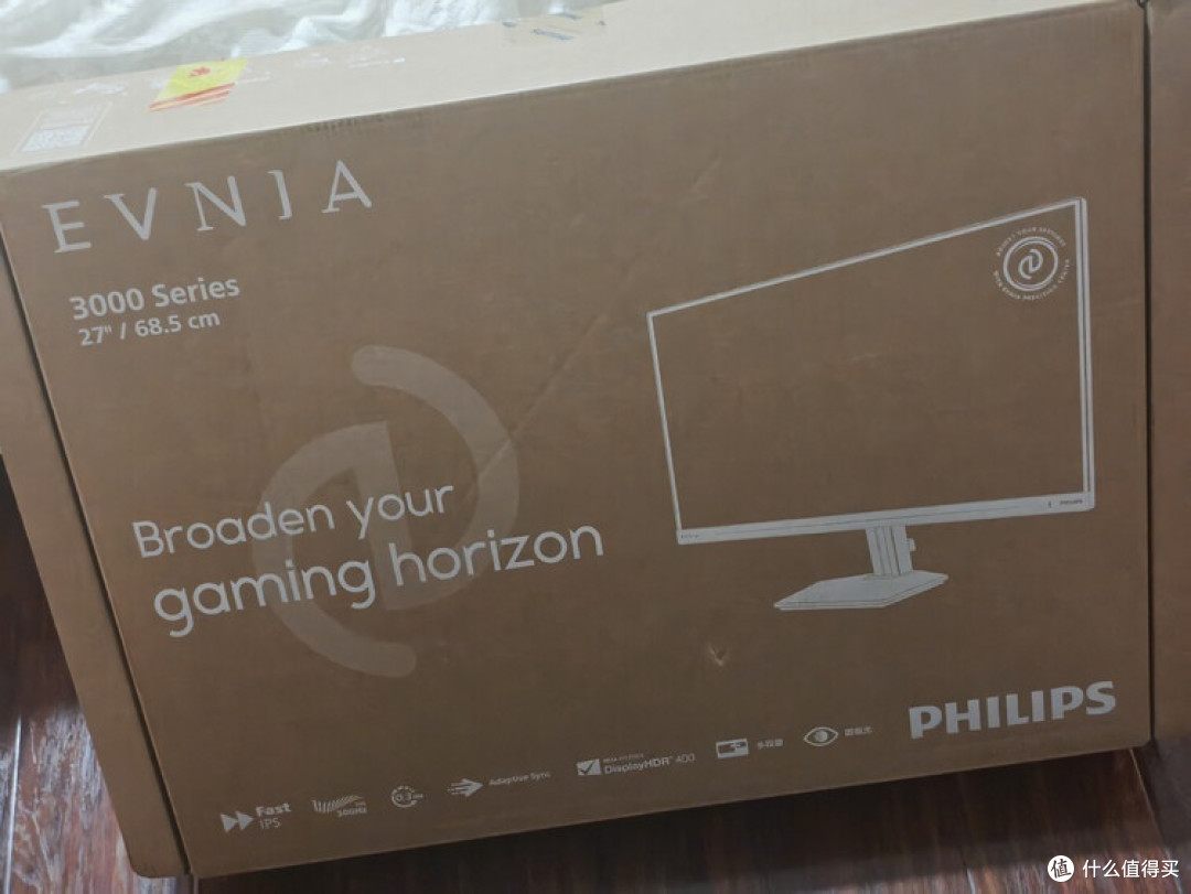 飞利浦EVNIA 27英寸显示器:电竞与视觉双重提升