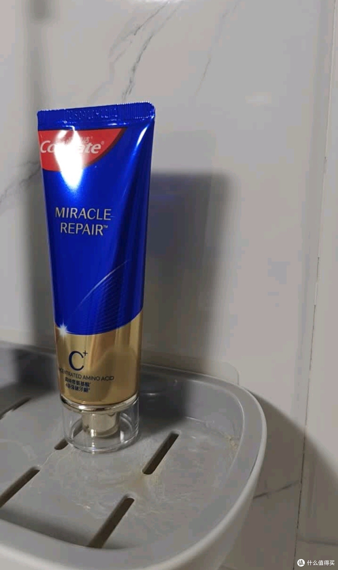 全家同款的护龈清新秘诀:高露洁氨基酸牙膏