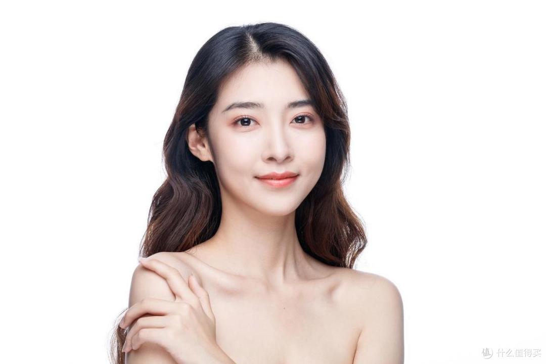 干敏肌选洗面奶指南:2025干皮爱用榜单揭晓
