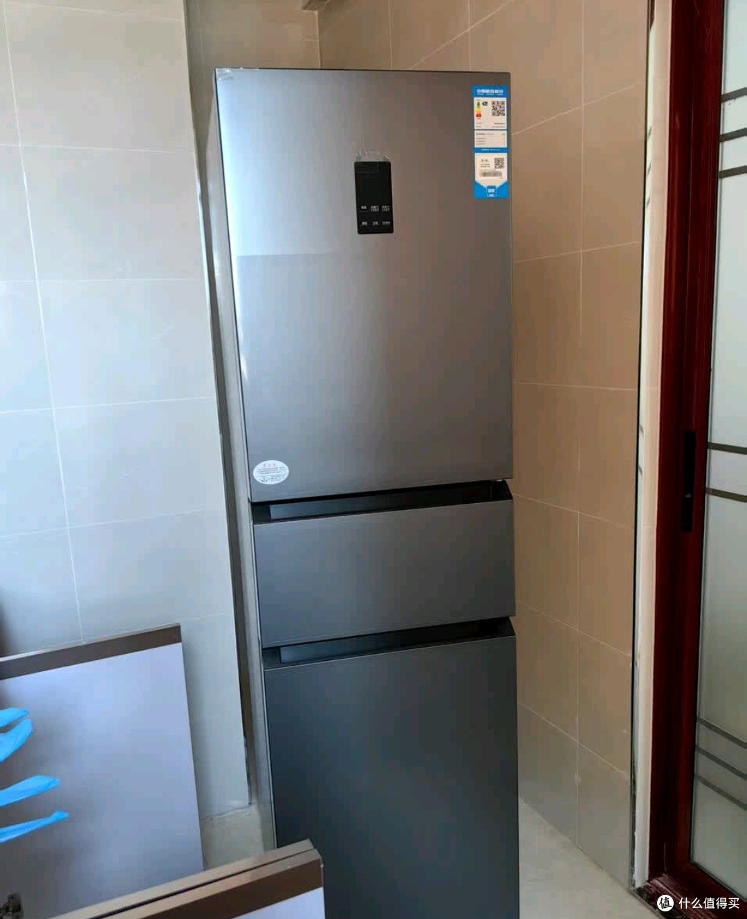 双11家电种草:统帅海尔出品218升三门出租房宿舍电冰箱
