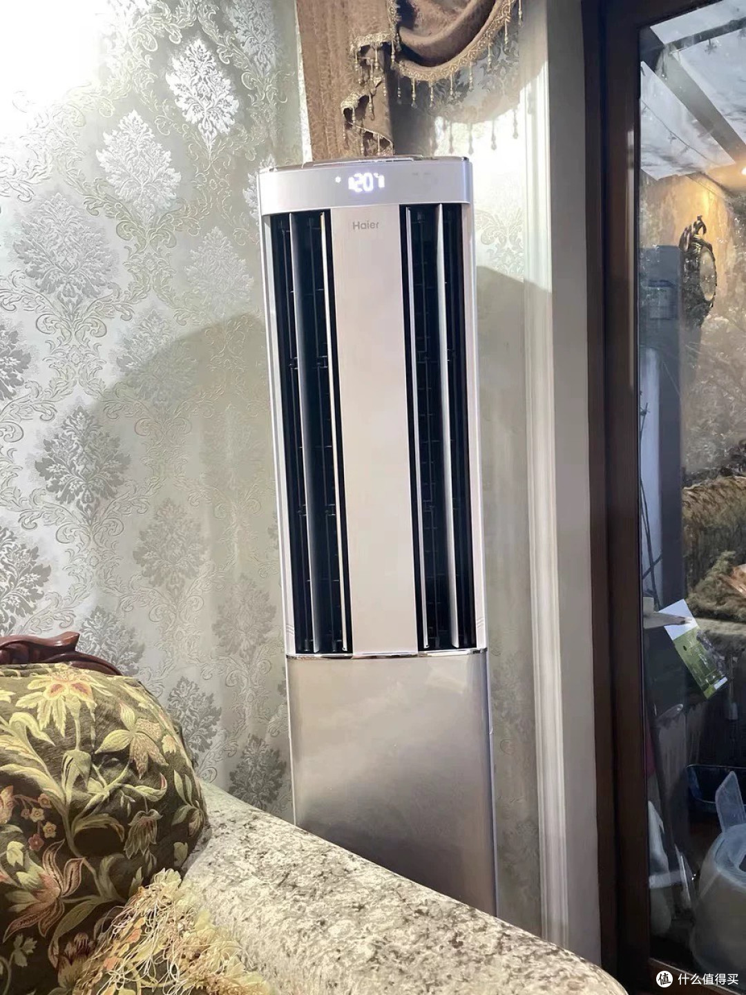 海尔麦浪pro洗空气空调：让客厅空气如森林般清新的智能管家