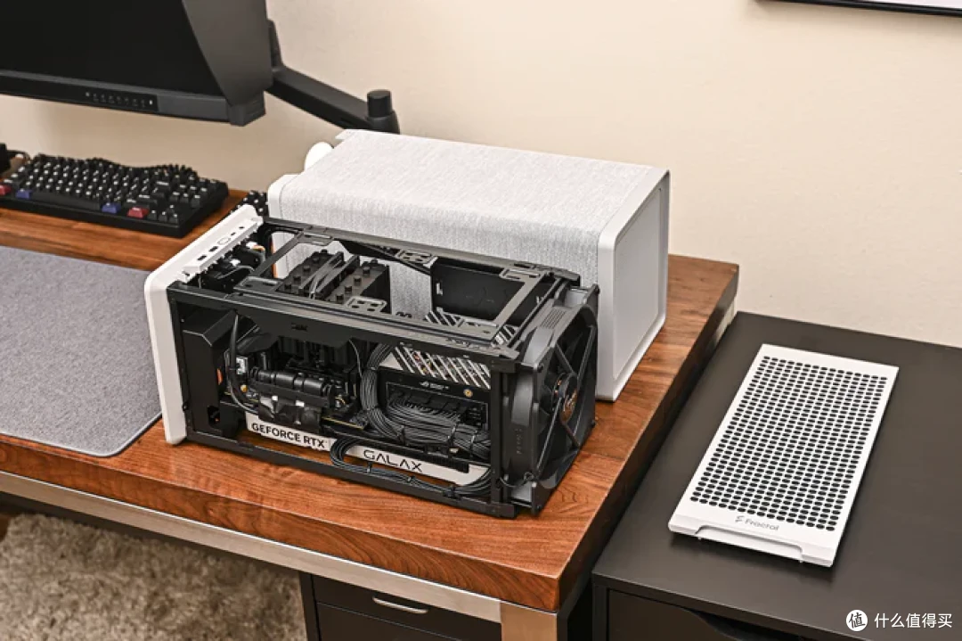 立式居家风ITX——Intel酷睿225F+铭瑄H810+分形工艺Mood装机展示