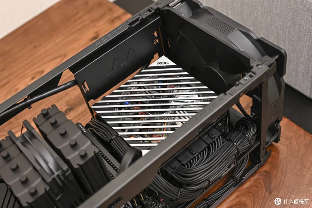 立式居家风ITX——Intel酷睿225F+铭瑄H810+分形工艺Mood装机展示