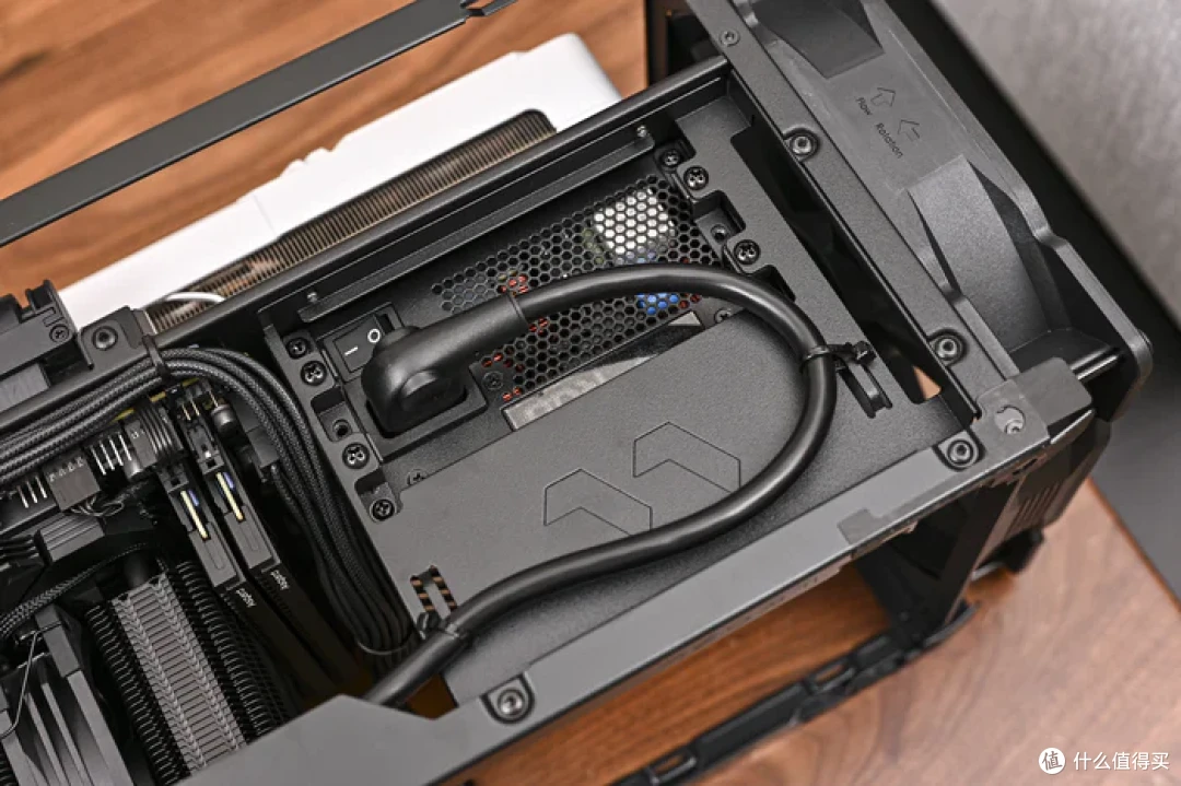 立式居家风ITX——Intel酷睿225F+铭瑄H810+分形工艺Mood装机展示